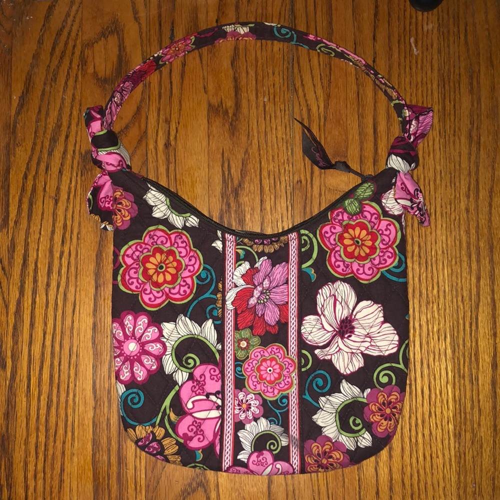 Buy 2 get 1 🆓 Vera Bradley Retro Floral Handbag
